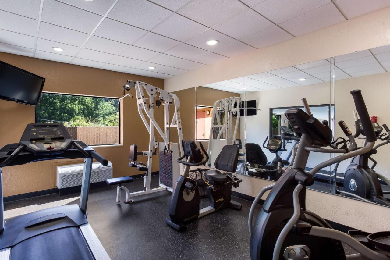 Best Western Logan Inn Chapmanville Esterno foto