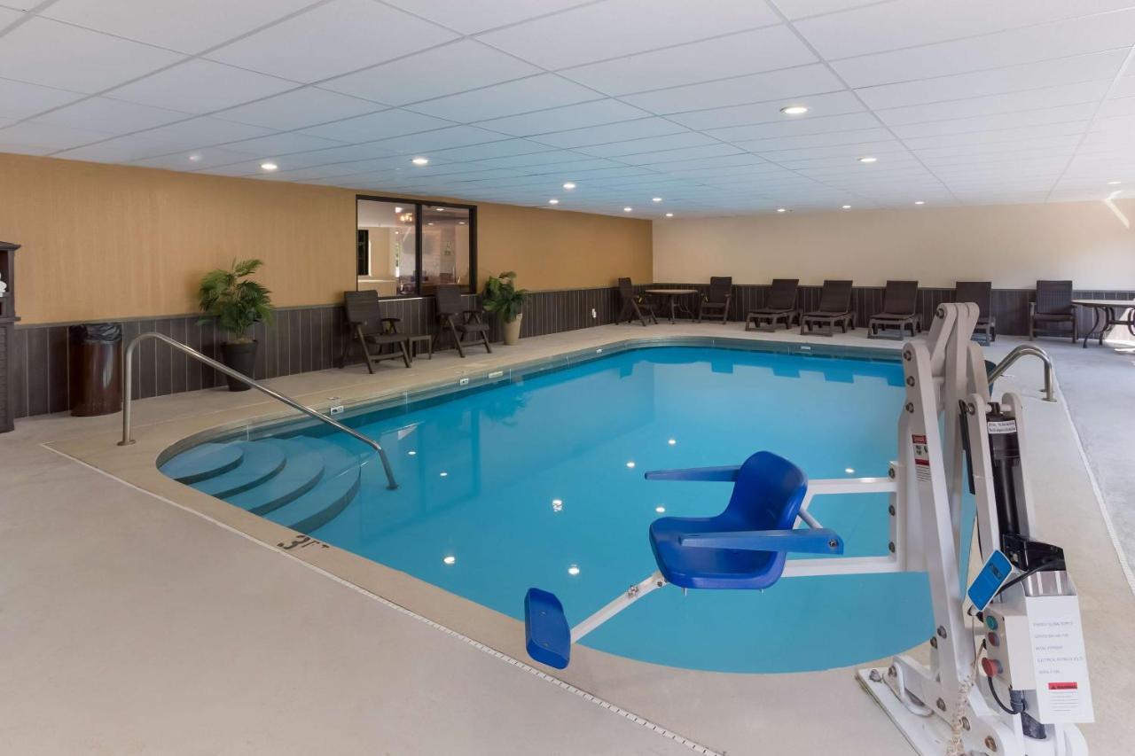 Best Western Logan Inn Chapmanville Esterno foto