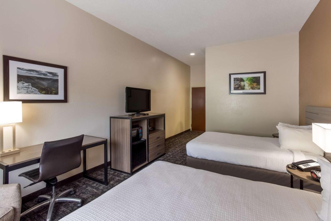 Best Western Logan Inn Chapmanville Esterno foto